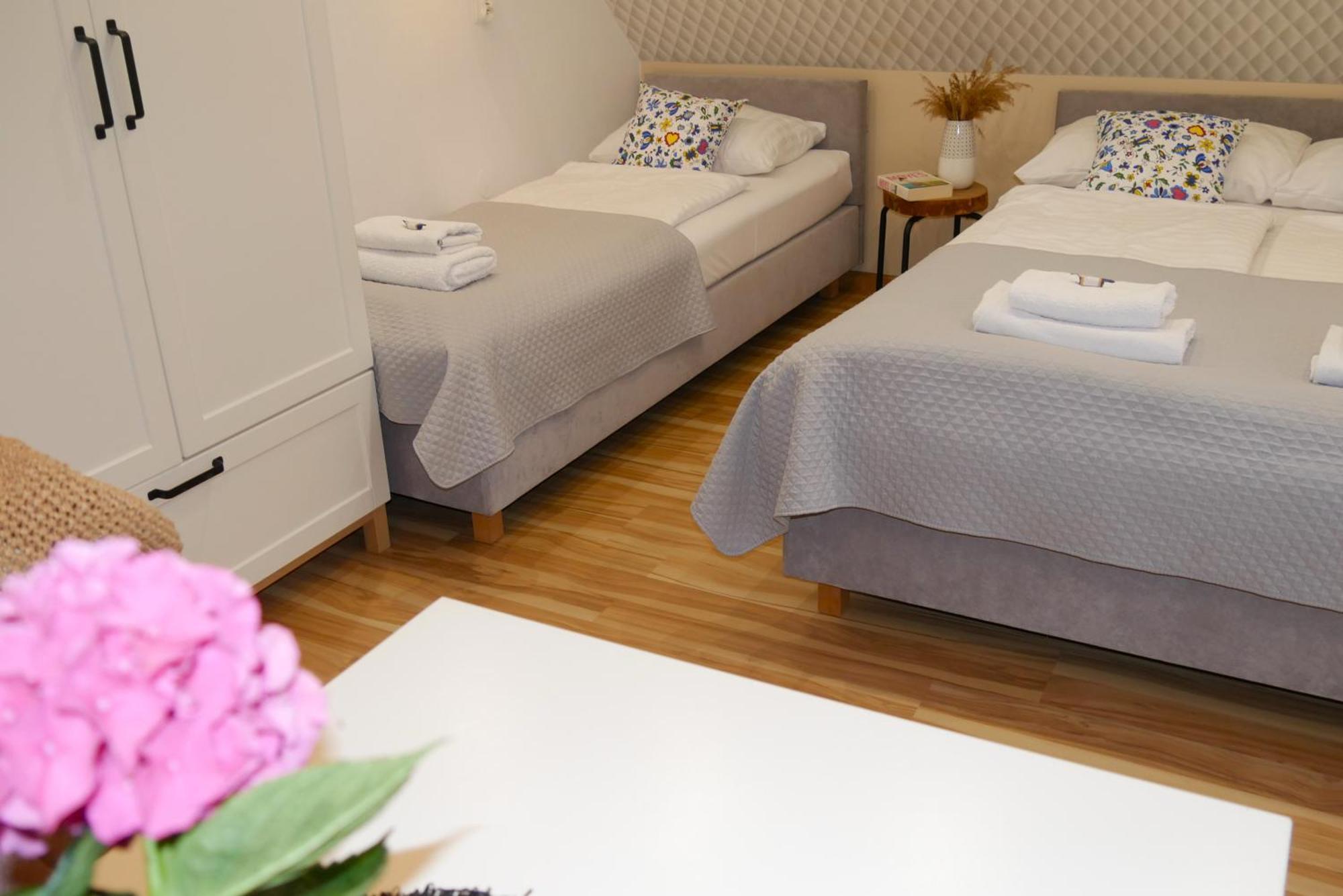 Apartamenty I Mieszkania Wakacyjne Chałupy Extérieur photo