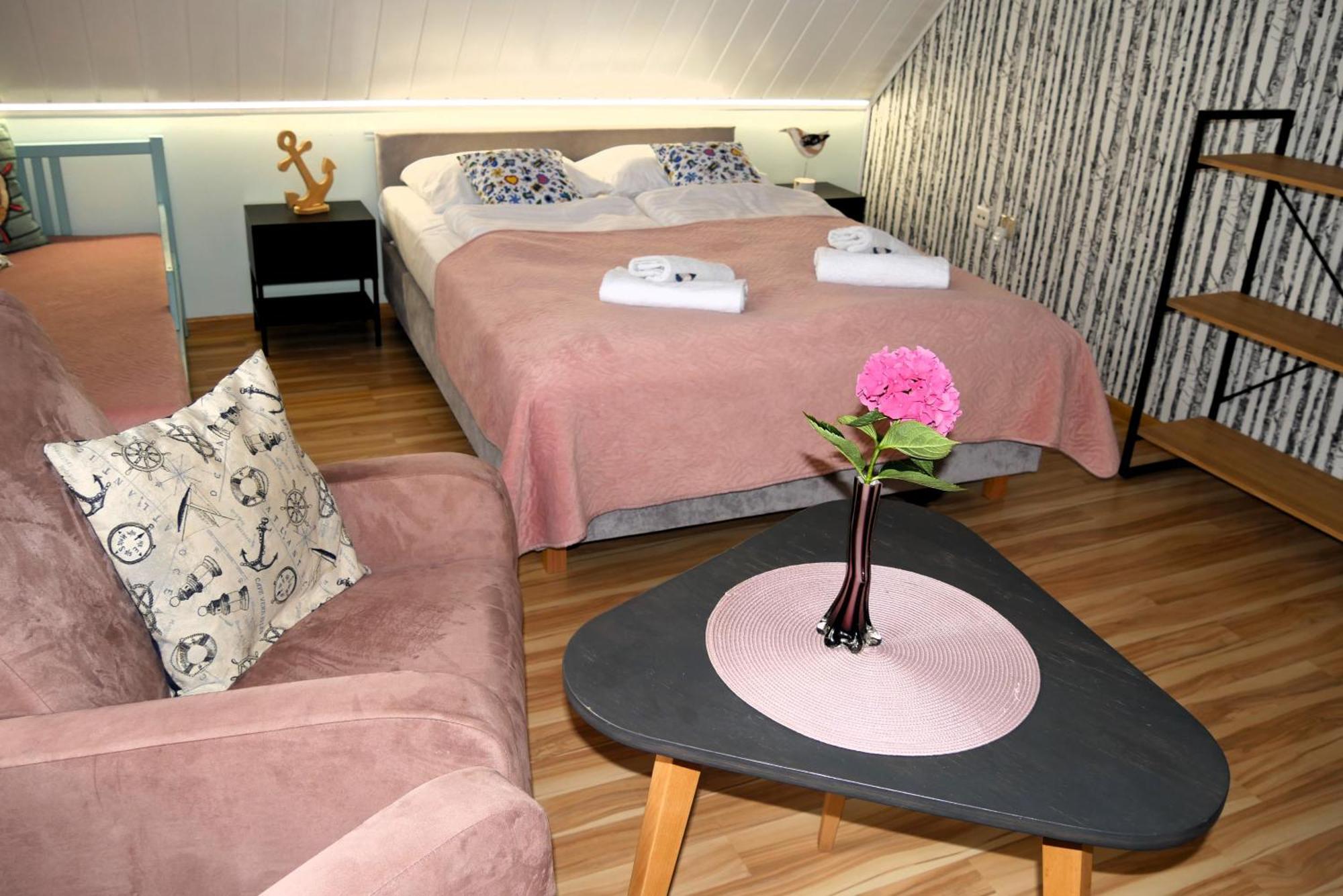 Apartamenty I Mieszkania Wakacyjne Chałupy Extérieur photo